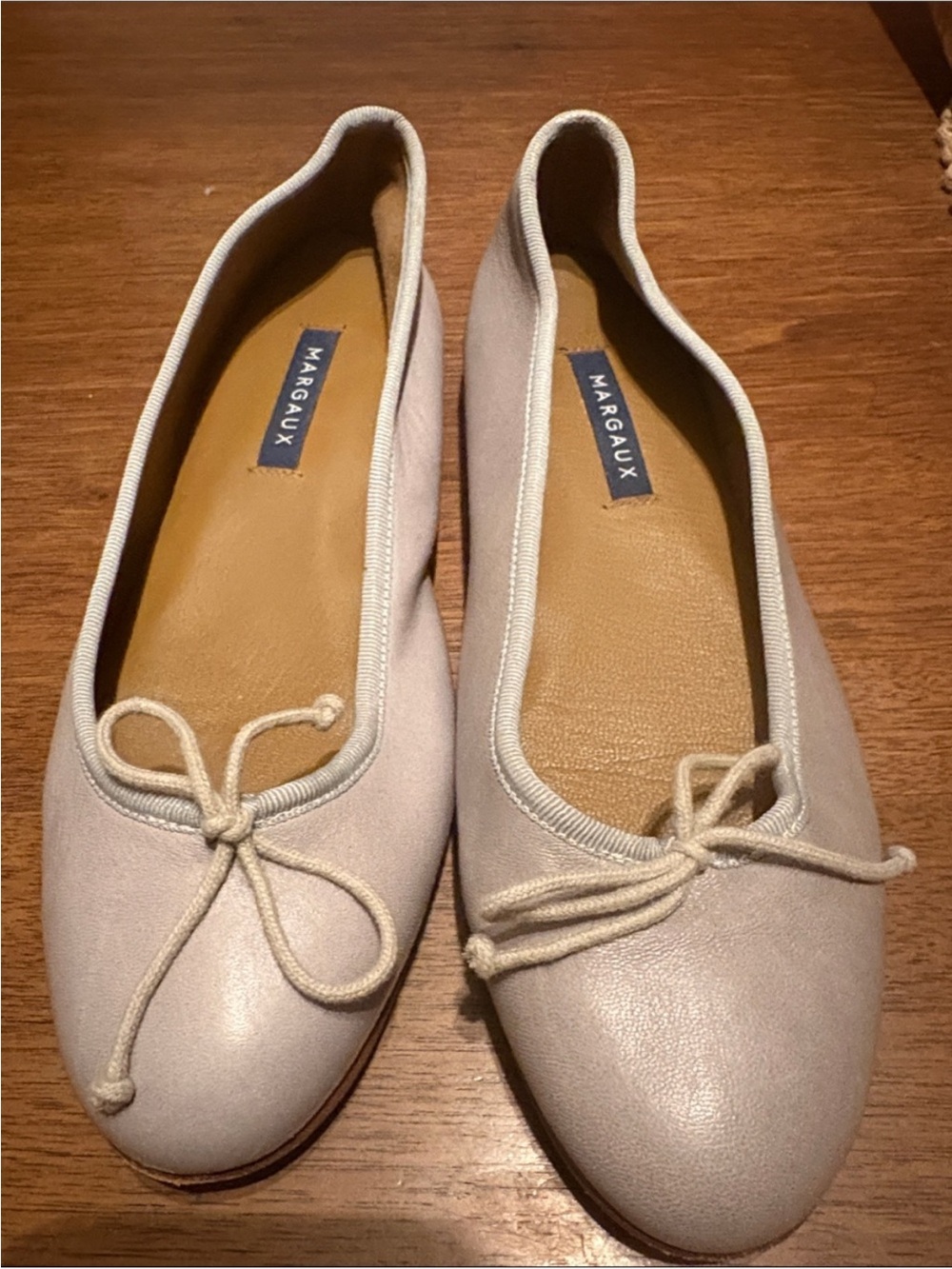 Margaux Ballet Flats in soft gray Leather with Bow Trim 7 1/2N